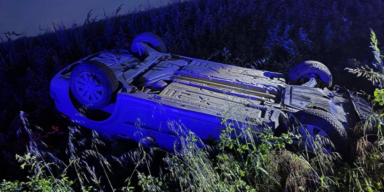 Samsun’da hendeğe devrilen otomobilin sürücüsü yaralandı