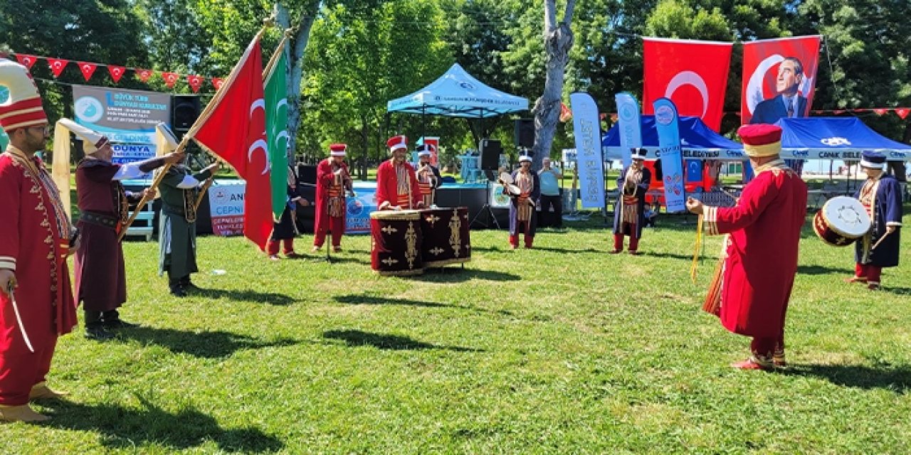 Samsun'da "Büyük Türk Dünyası Kurultayı" düzenlendi