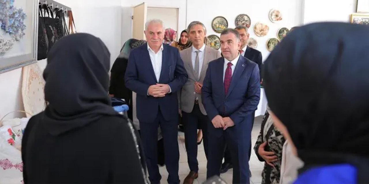 Bayburt’ta el emeği sergisiyle öğrenme haftası sona erdi!