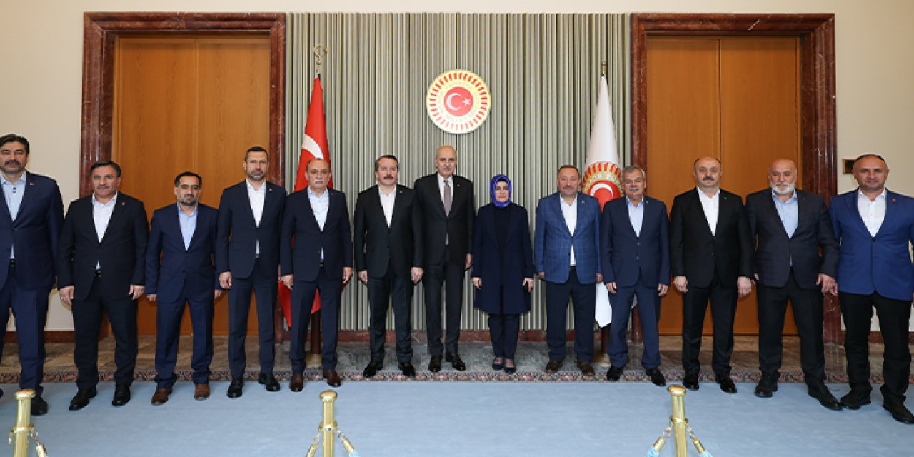 Numan Kurtulmuş: "Yeni anayasa boynumuzun borcu"