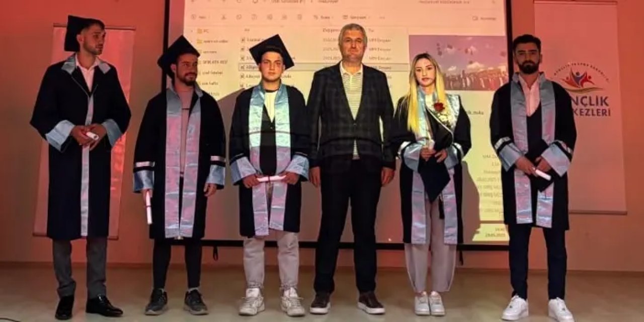 Bayburt’ta meslek öğrenen öğrenciler mezun oldu