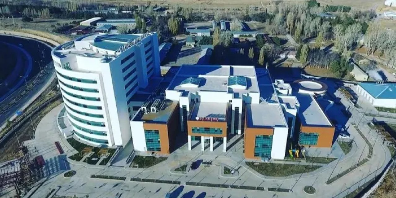 Bayburt Devlet Hastanesi’nde binlerce hasta muayene edildi!