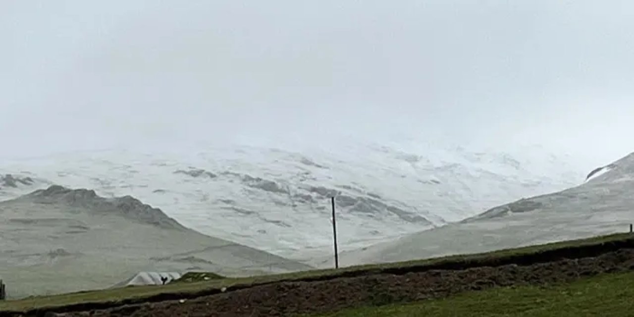 Gümüşhane’nin zirveleri Haziran ayında karlandı!