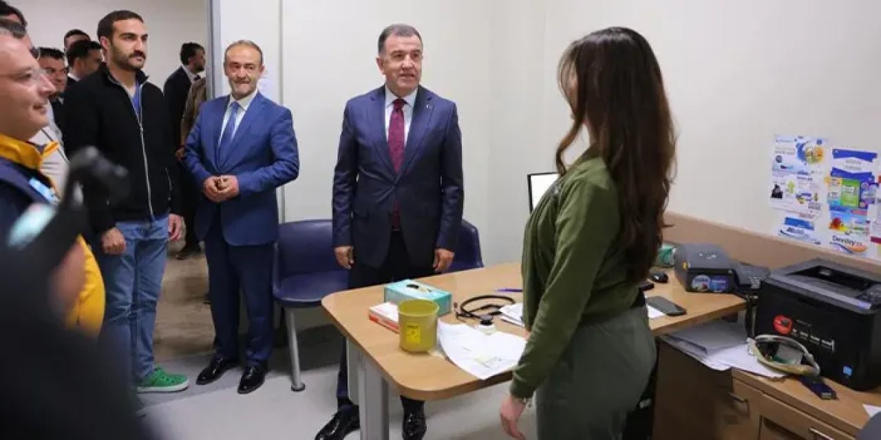 Bayburt Valisi Eldivan’dan bayram günü sağlık çalışanlarına ziyaret