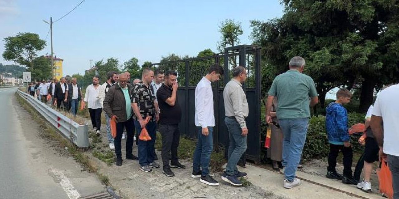 Rize’de atalarından gelen bayramlaşma geleneği!