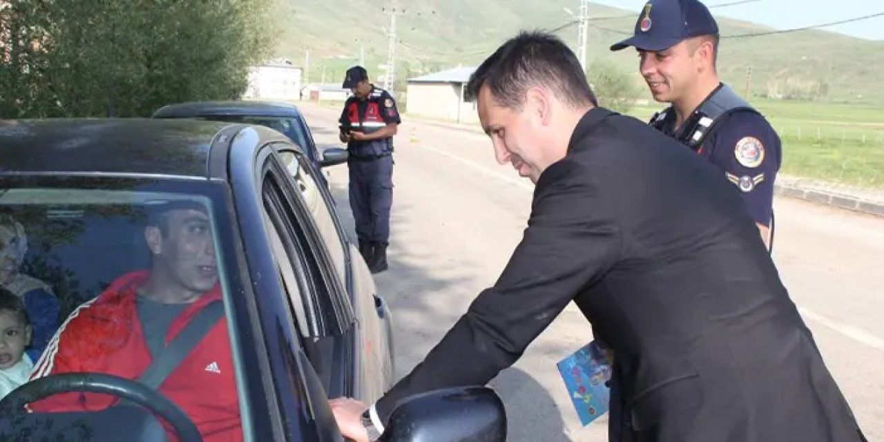 Demirözü’nde bayram trafiğine sıkı denetim