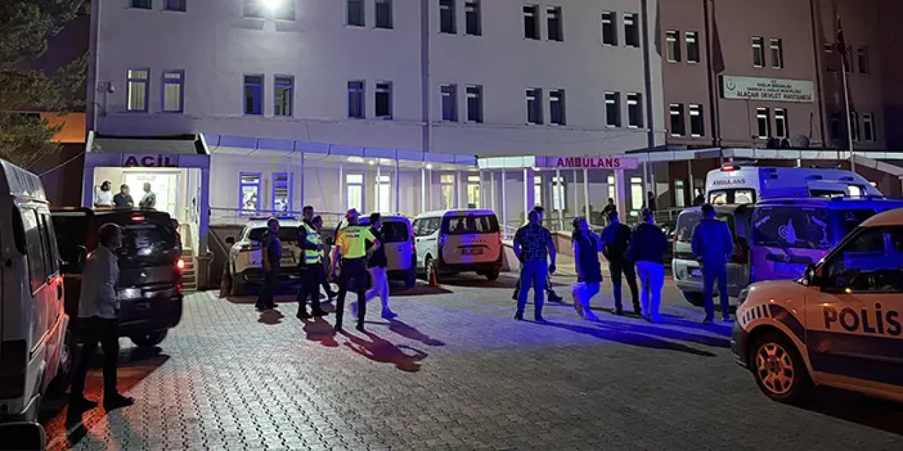 Samsun’da bıçaklı kavga: Biri ağır 3 yaralı