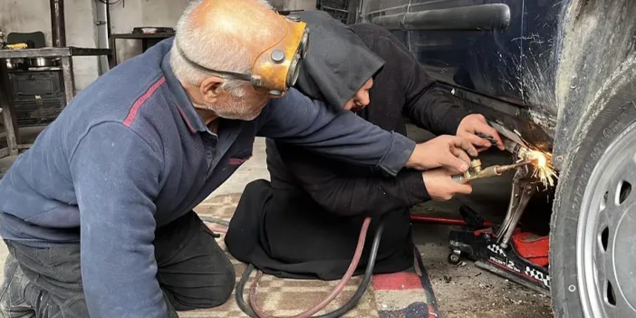 Bayburt’ta sanayinin tek kadın çırağı 25 yıldır eşi ile çalışıyor