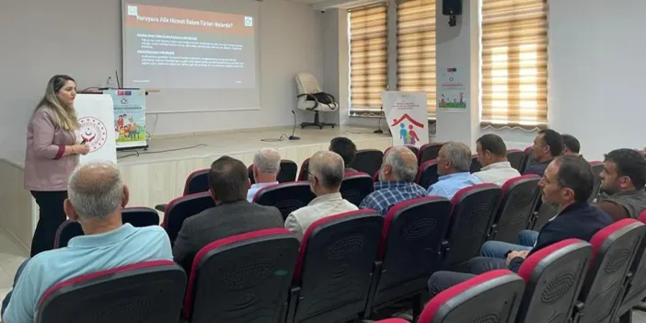 Bayburt Aydıntepe’de muhtarlara farkındalık eğitimi