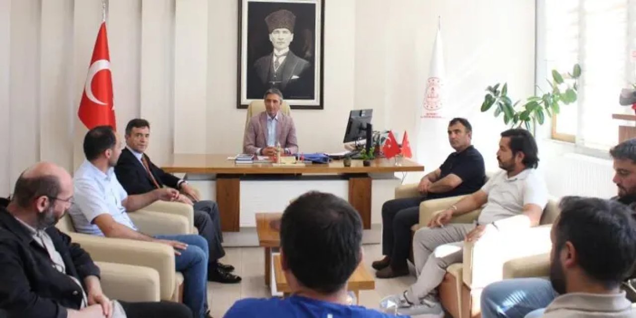 Bayburtlu öğrenciler robot yarışmasında fark yarattı!