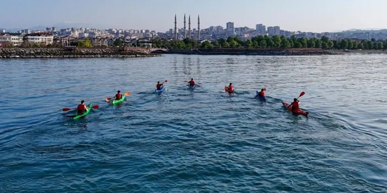 Ordu’da kanocular Karadeniz’i renklendirdi!