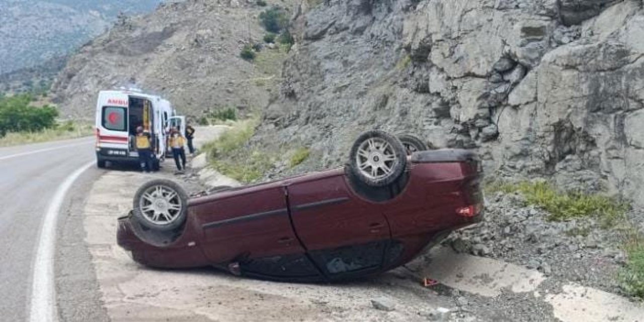 Gümüşhane’de otomobil ters döndü: Yaralılar var