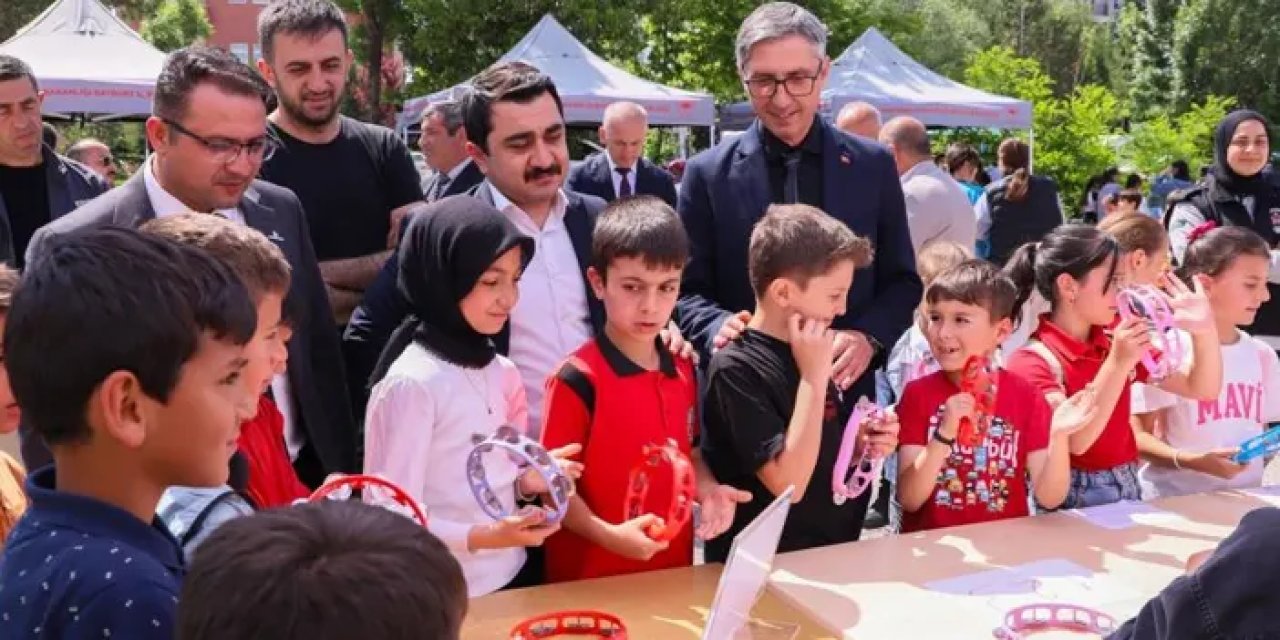 Bayburt’ta 2 gün sürecek bilim şenliği başladı