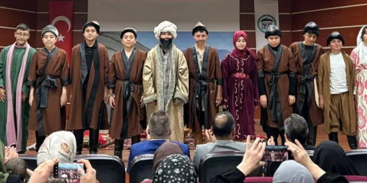 Bayburt’ta öğrenciler Dede Korkut’un hikayelerini canlandırıyor
