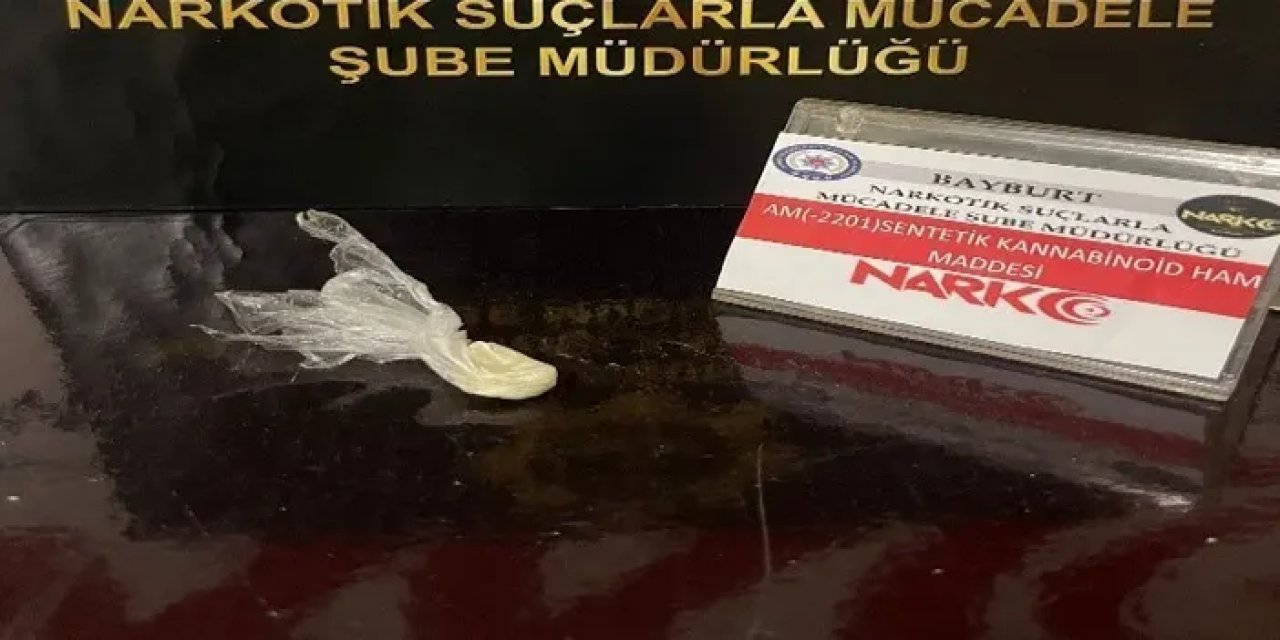 Bayburt’ta zehir operasyonu! 3 şahsa operasyon