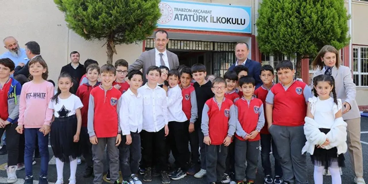 Başkan Ekim’den öğrenci ve öğretmenlere destek