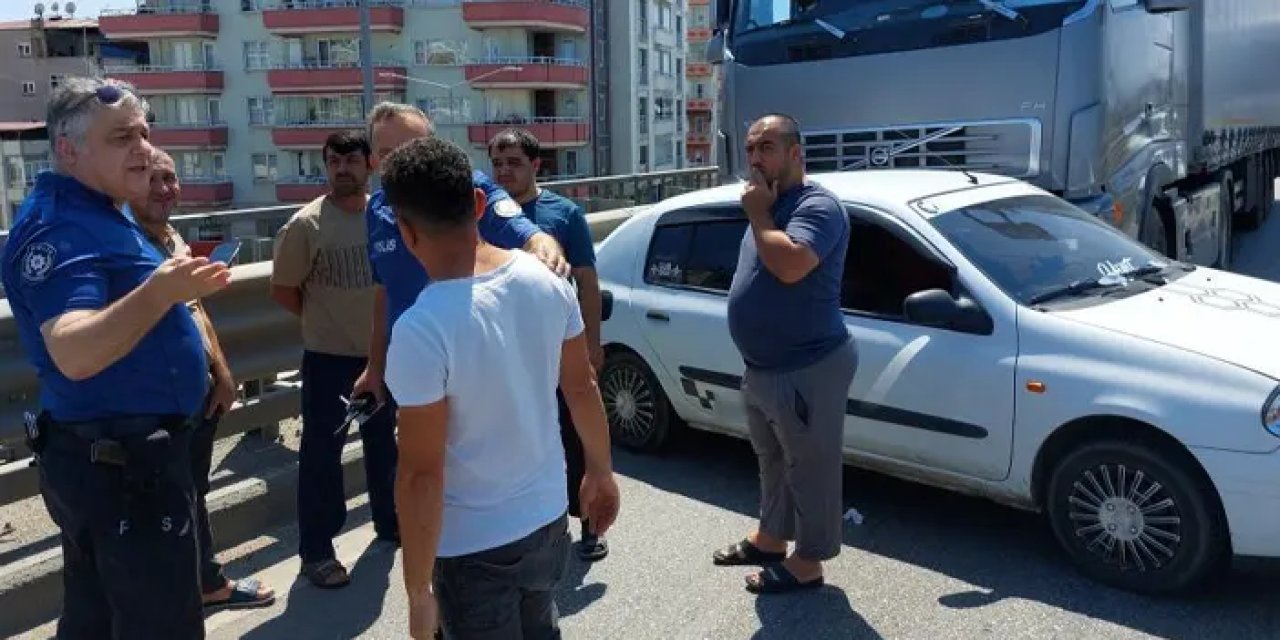 Samsun’da tır ile otomobil çarpıştı! 5 yaşında çocuk yaralandı
