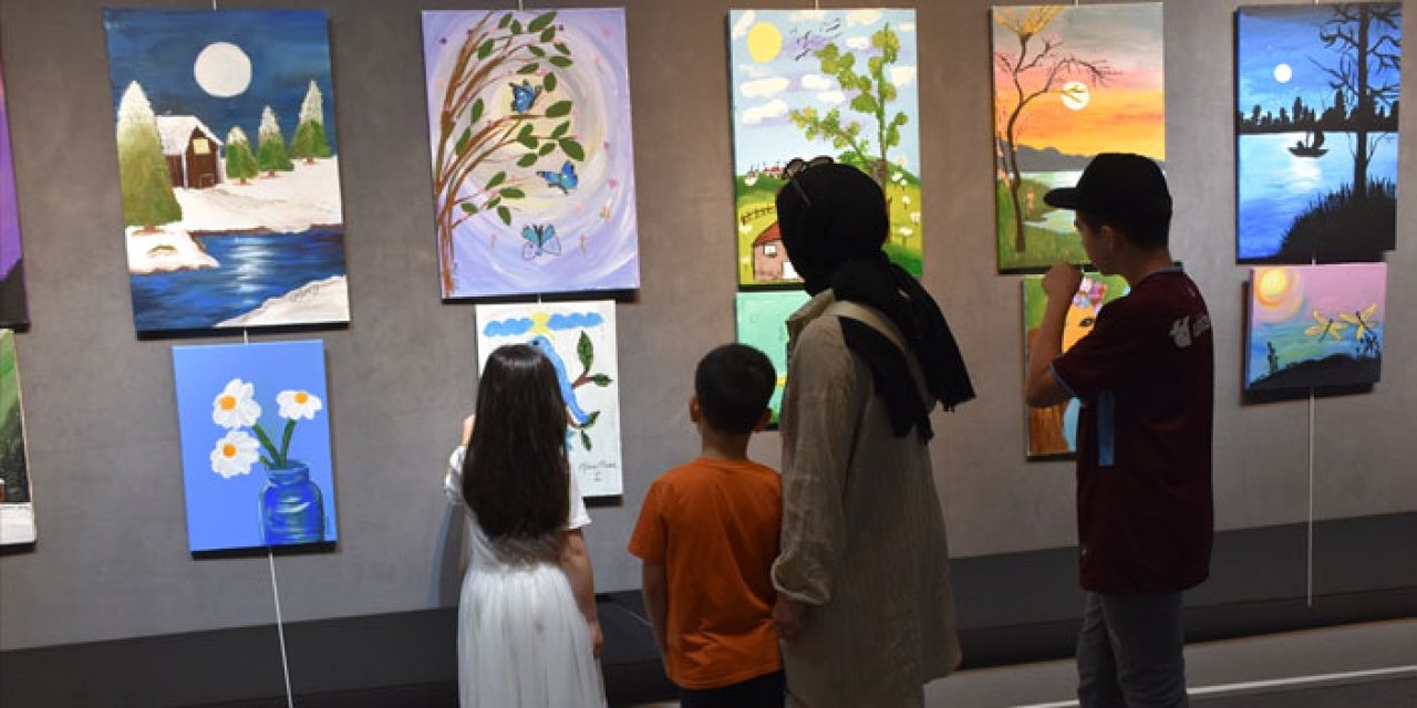 Trabzon’da sanat rüzgarı esti! Karma sergi ilgi gördü