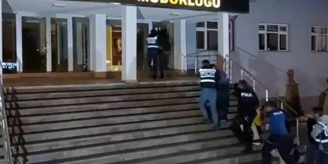 Bayburt’ta 5 düzensiz göçmen yakalandı!