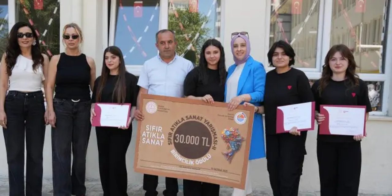 Samsunlu öğrenciler Sınıf Atıkla Sanat Yarışması’nda Türkiye birincisi