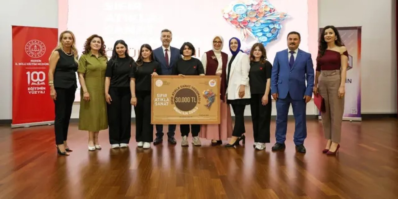 Samsun’da öğrenciler atık malzemeden tablo yaptı! Birincilik kazandılar