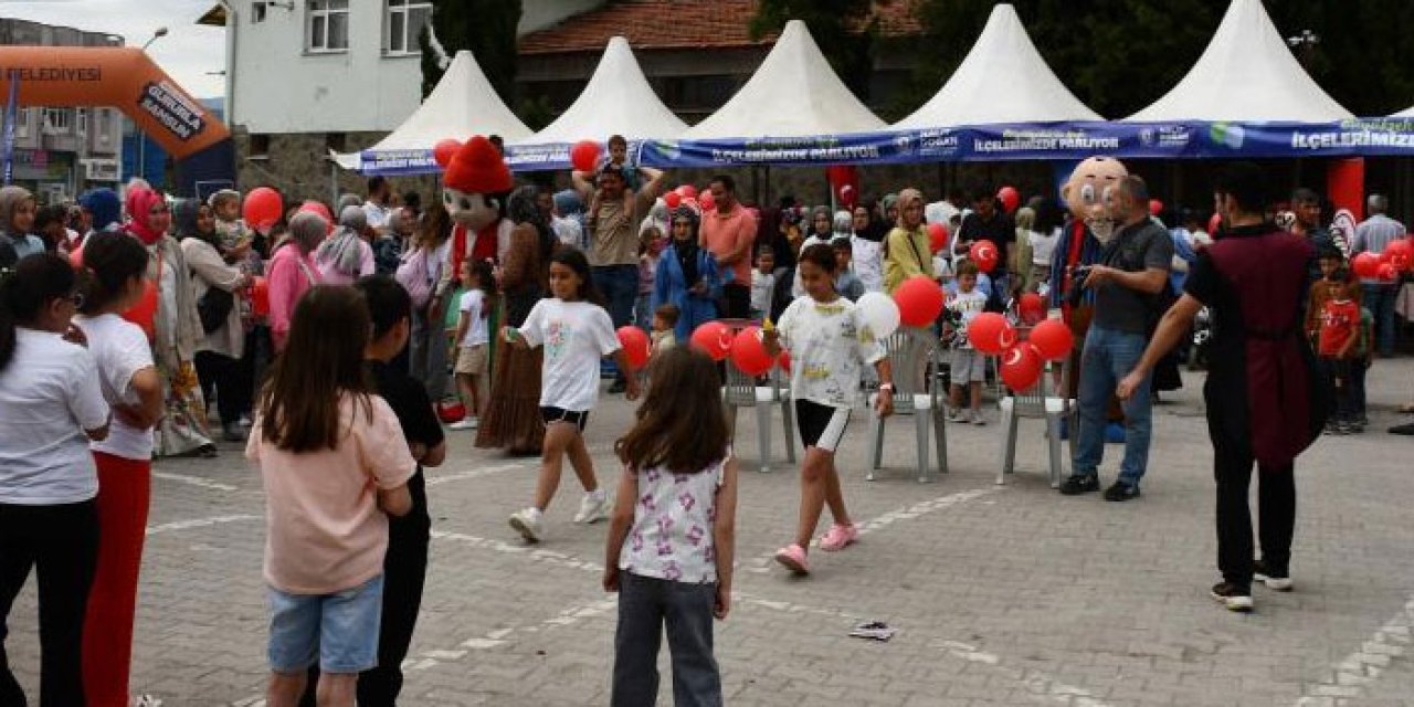 Samsun Büyükşehir’den Vezirköprü’de çocuklara renkli şenlik