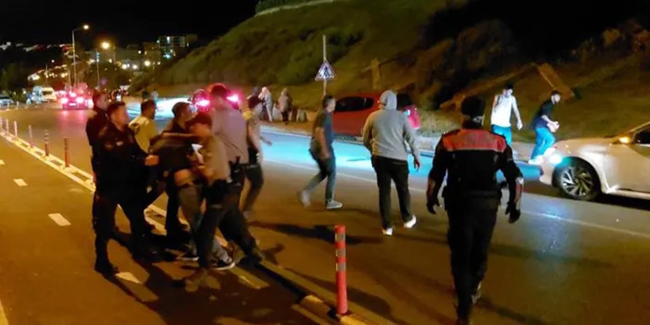 Samsun'da Ebru Yaşar konseri sonrası olay çıktı: 1 kişi bıçaklandı!