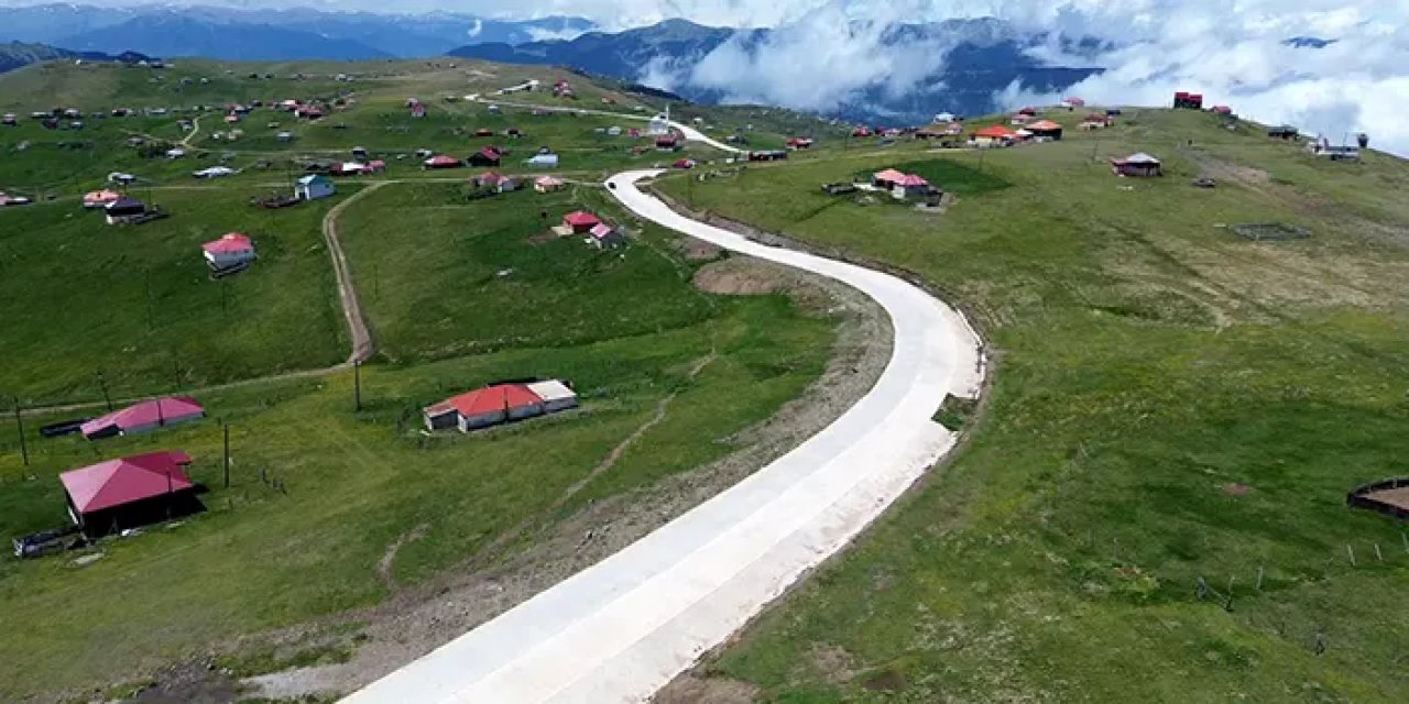 Gidemeyenlerin gözleri oldu: Trabzonlu öğretmen yaylaları yüreğiyle görüntülüyor