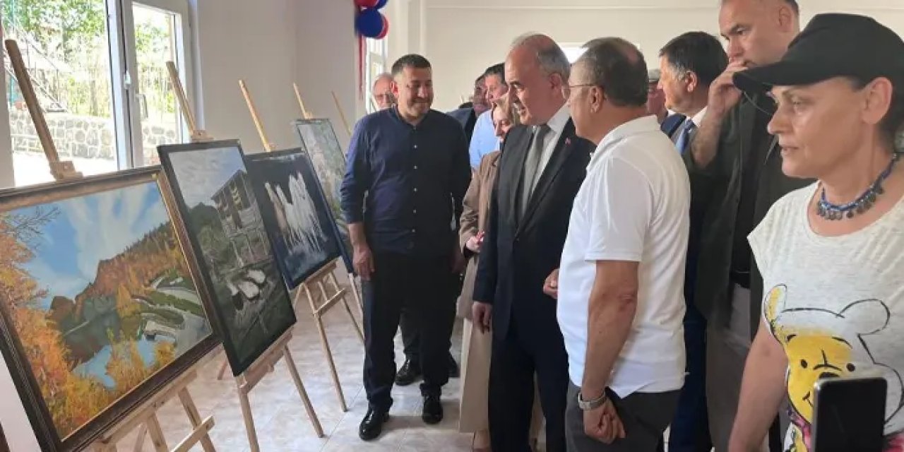 Ordu'da Anlamlı Renkler sergisi açıldı!