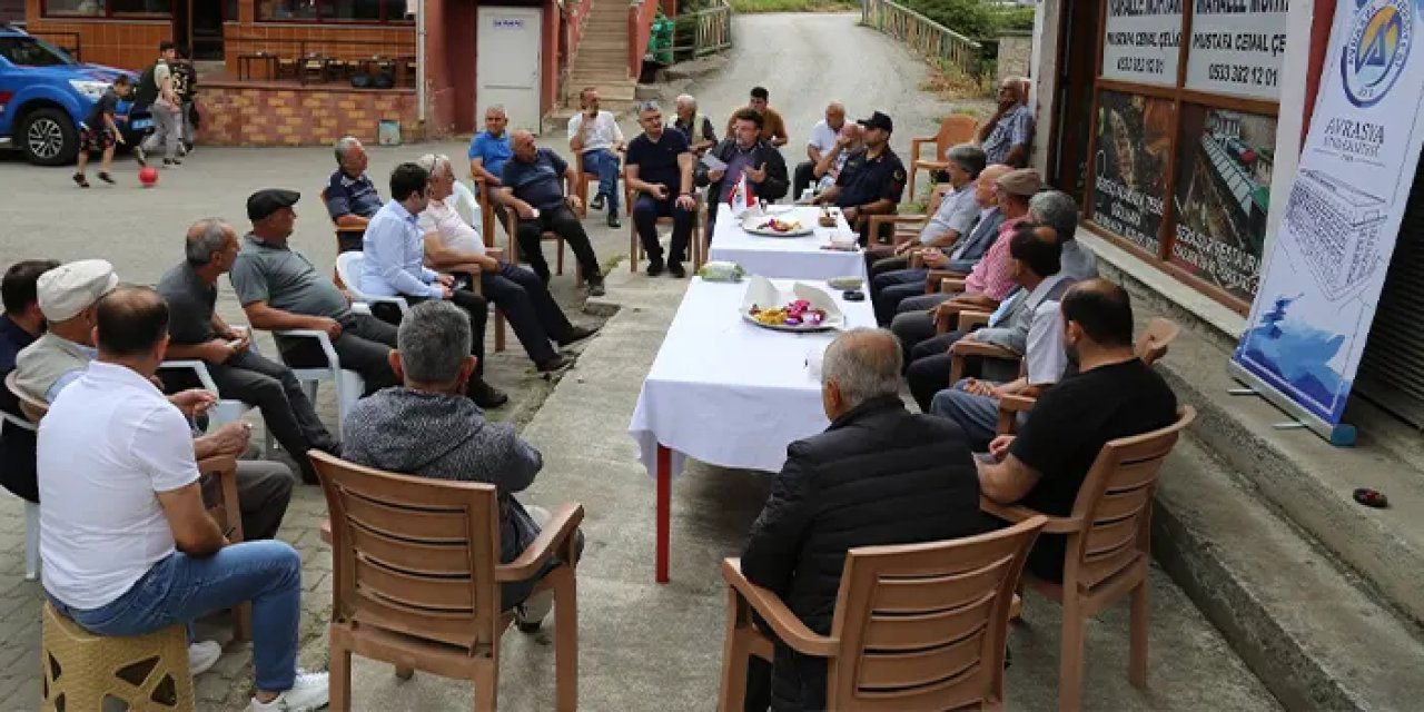 Trabzon'da silahsız eğlenceye türkülerle dikkat çekti!