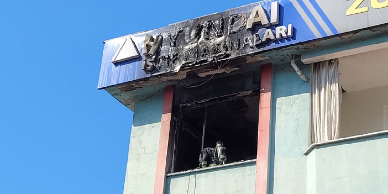 Samsun'da ev yangını! Yaşlı adam dumandan etkilendi