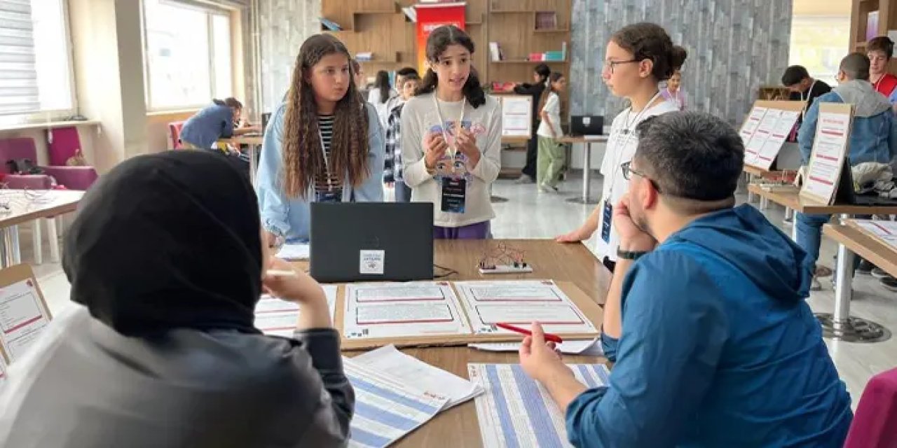 Bayburtlu gençlerden teknoloji şöleni: Deneyap projeleri göz doldurdu