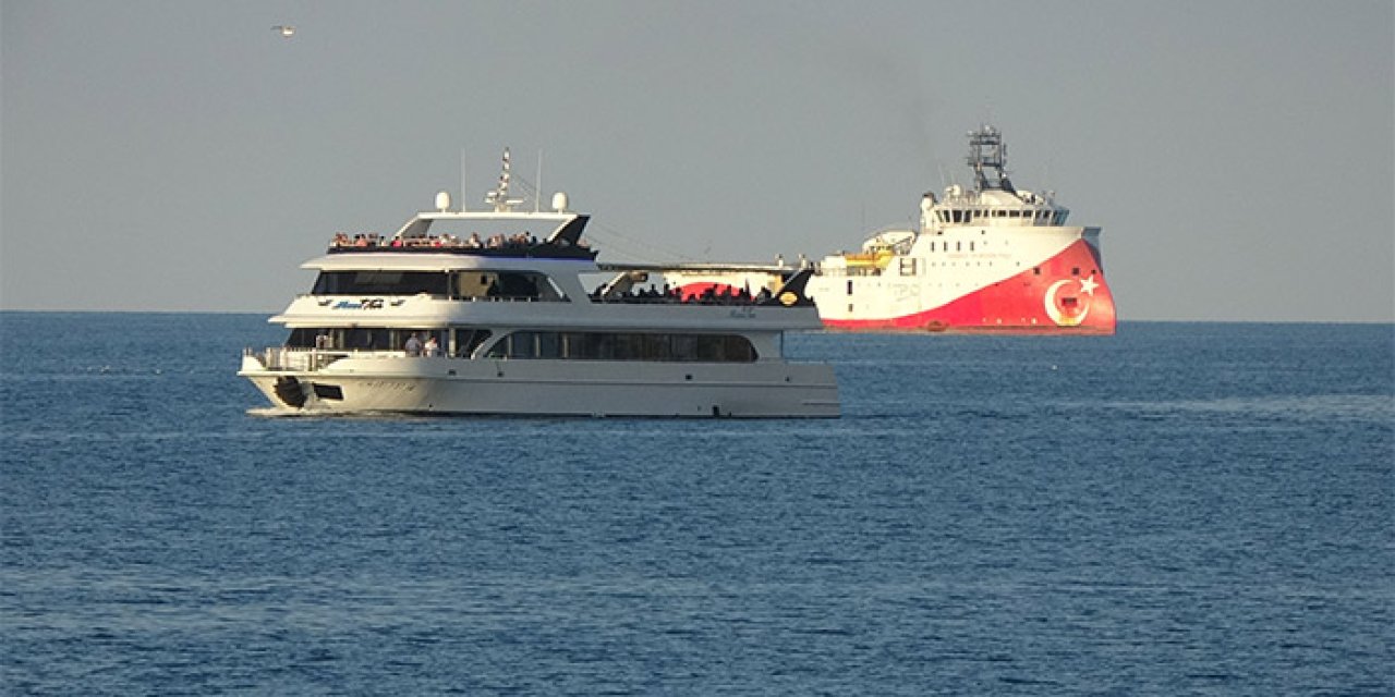 Barbaros Hayreddin Paşa gemisi Trabzon'dan ayrıldı