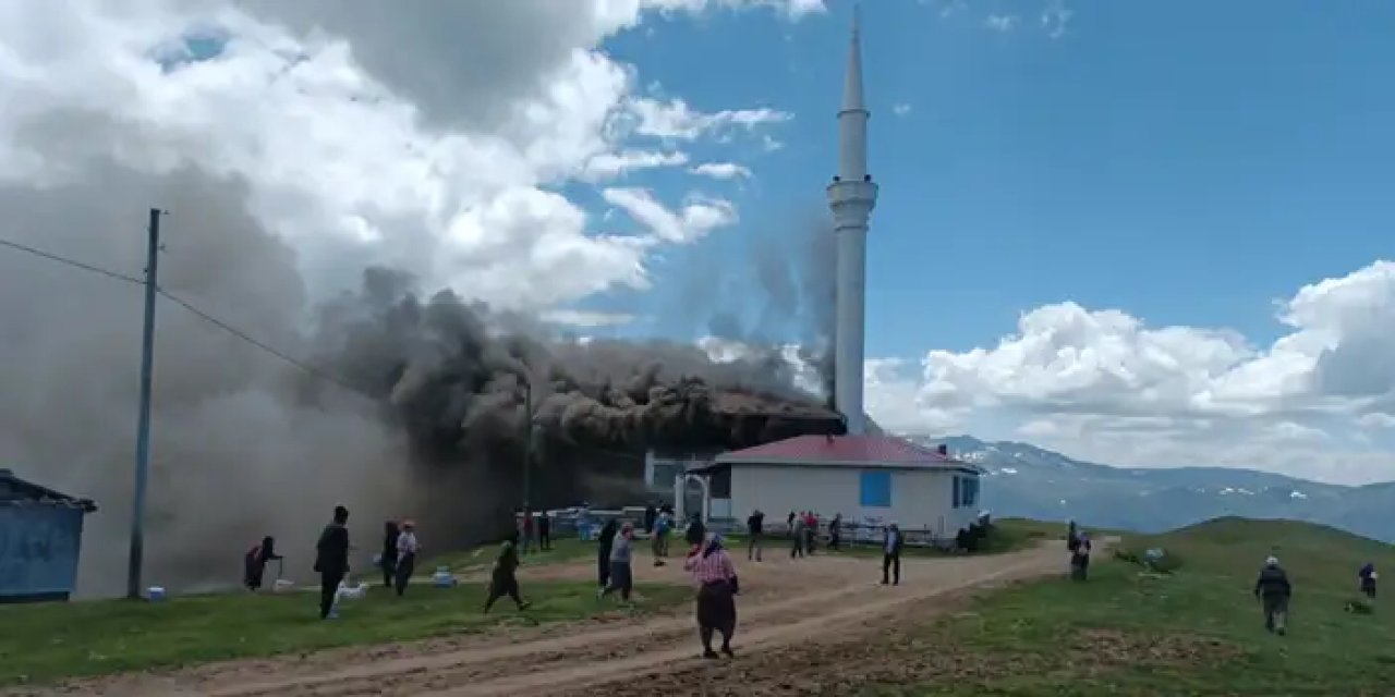 Trabzon'da camide yangın! Söndürmek için seferber oldular