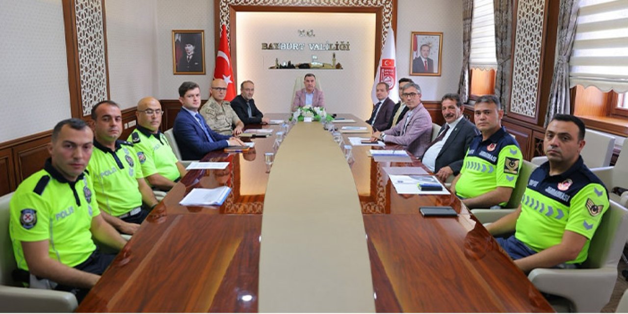 Bayburt'ta ulaşım sorunları masaya yatırıldı