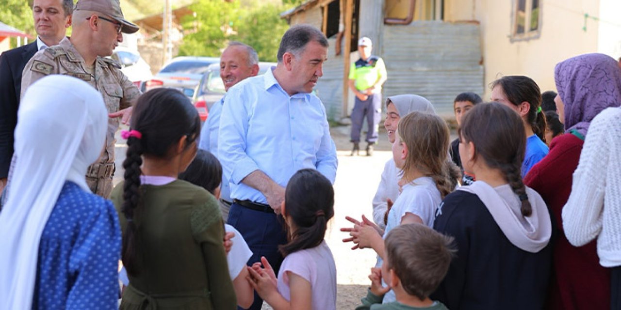 Bayburt'ta iki köyde konak çalışmaları incelendi