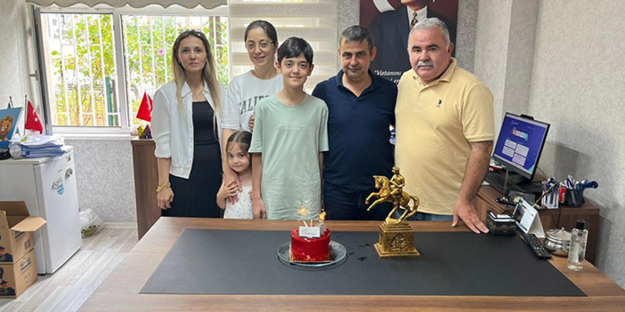 Samsun'da LGS birincisine pastalı kutlama!