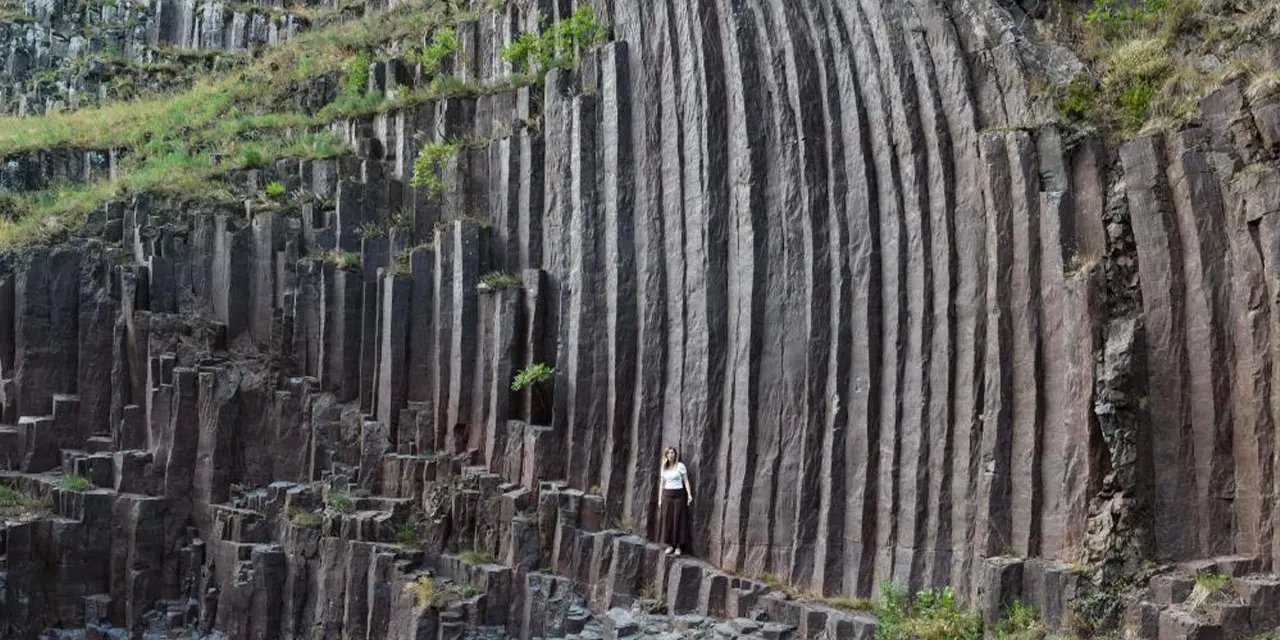 Artvin’in Hatila Vadisi'ne turistlerden yoğun ilgi!