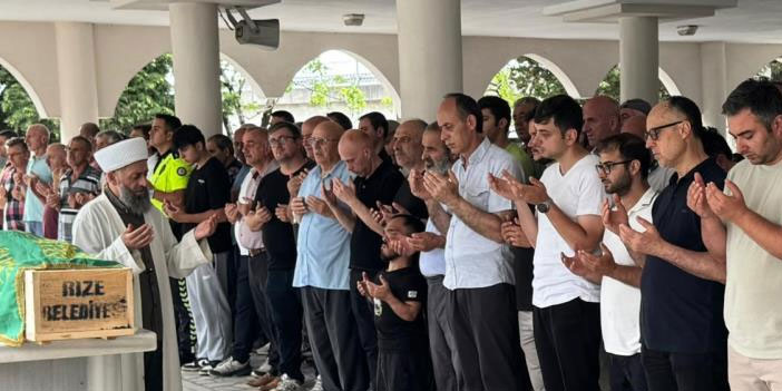 Rize’deki kazada hayatını kaybeden Behtişen Gören memleketi Artvin’e uğurlandı