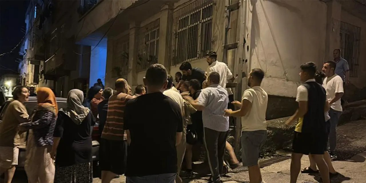 Samsun'da iki grup arasında çıkan kavgayı vatandaş zor ayırdı!