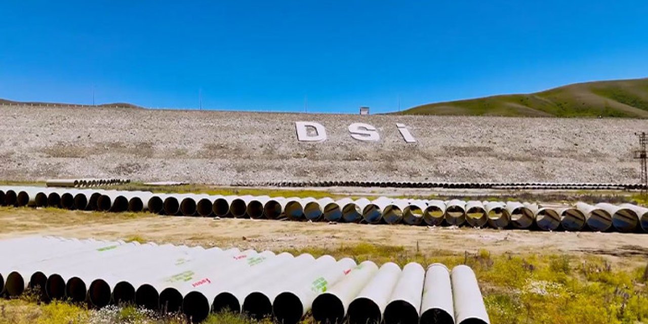 Bayburt'ta barajı sulama projesinde hummalı çalışmalar sürüyor