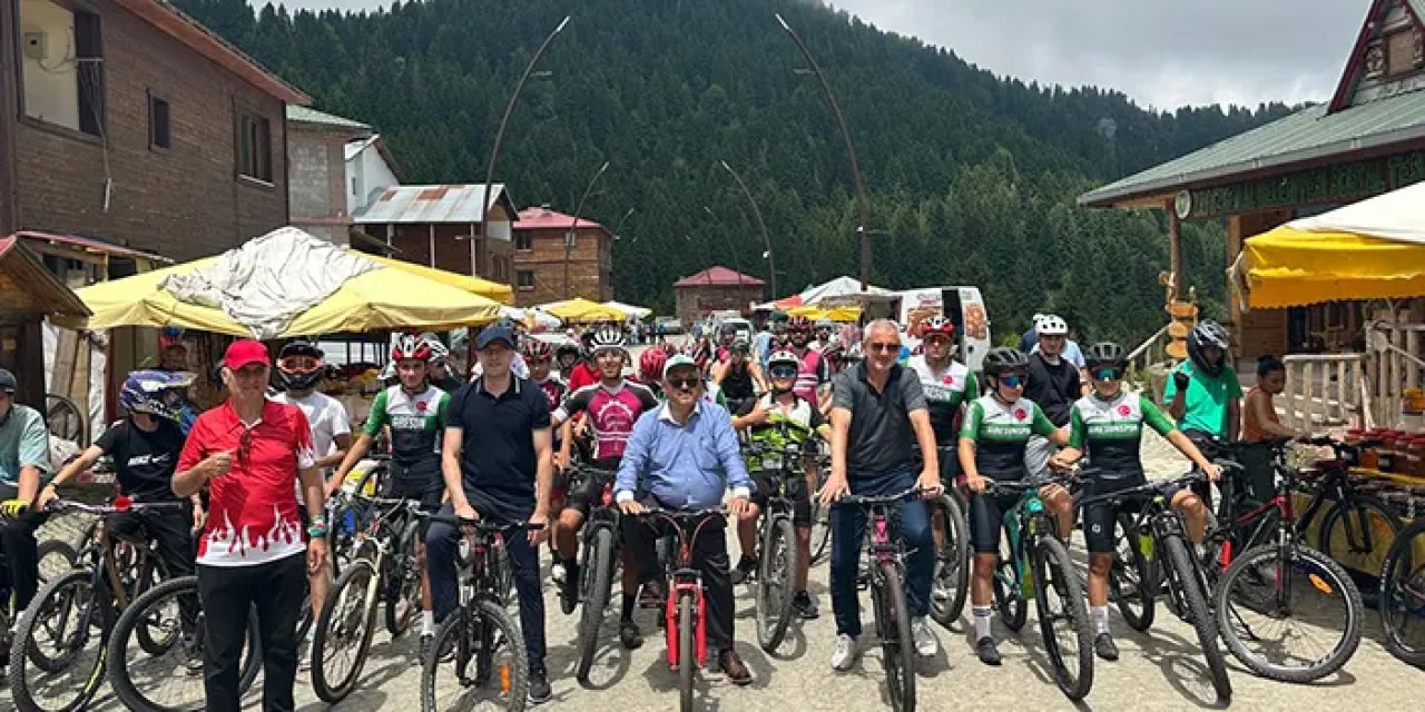 Giresun Kulakkaya'da Belediye Başkanı Adem Önal Dereli'de bisiklet turu düzenledi!