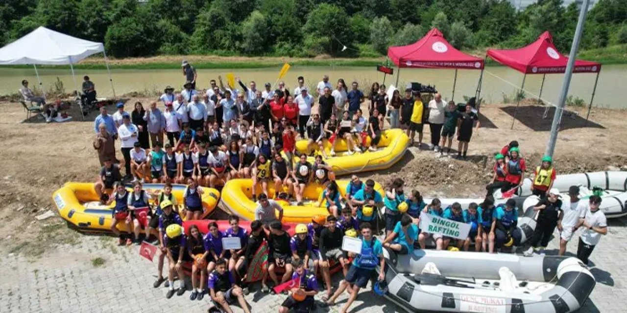Giresun'da düzenlenen Rafting Türkiye Şampiyonası ödüllerle son buldu!