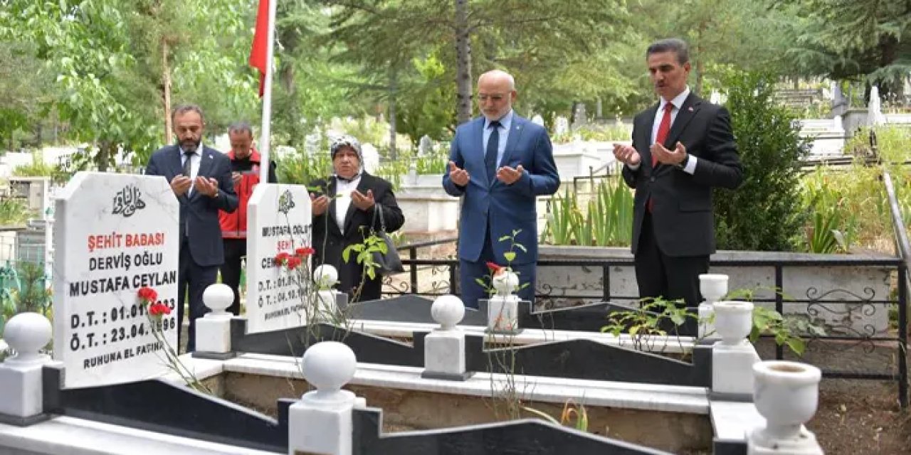 Gümüşhane’de 15 Temmuz şehitleri dualarla anıldı!