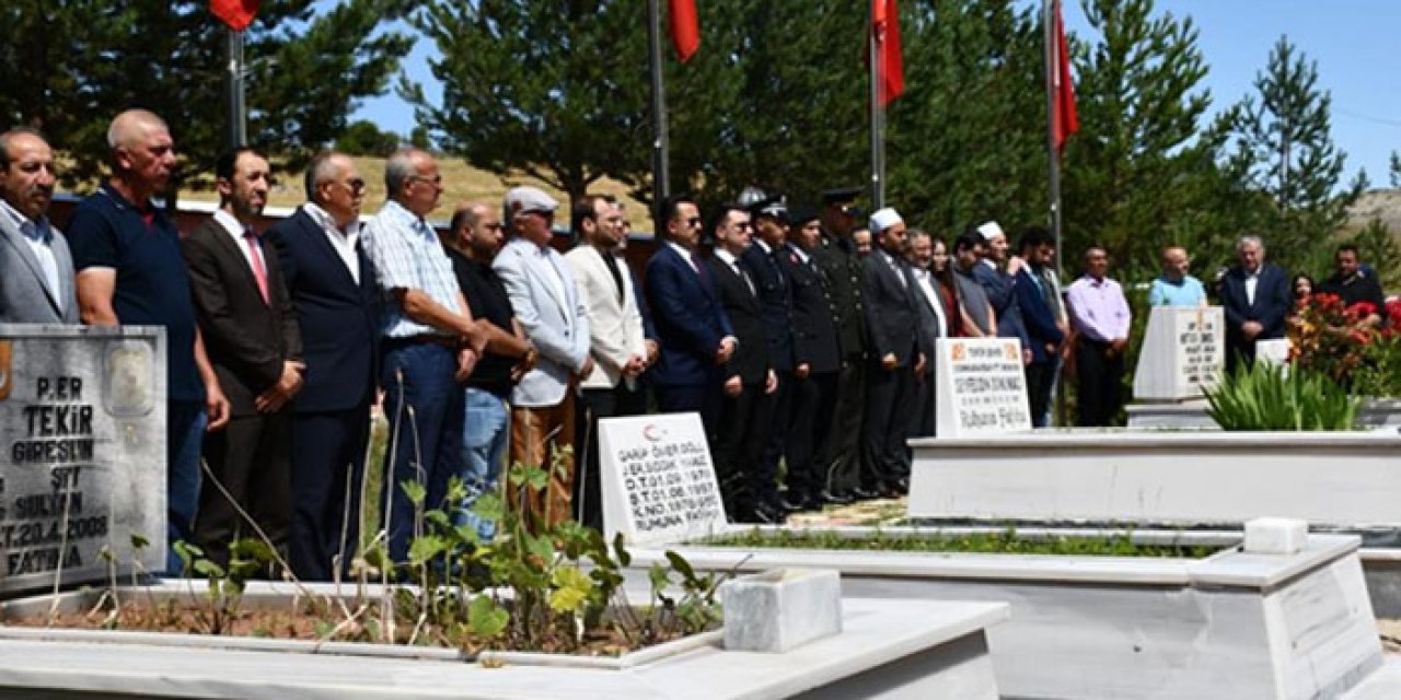 Giresun’un Espiye ve Alucra ilçelerinde 15 Temmuz anma etkinlikleri düzenlendi