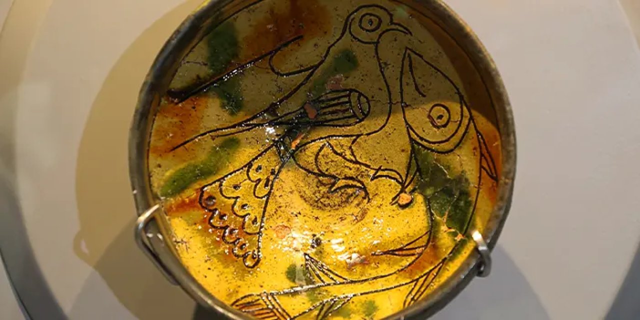 Trabzon’da Bizans’a ait güvercin ve balık figürlü seramik müze koleksiyonunda