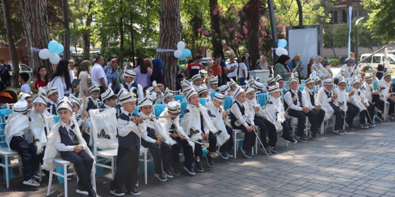 Ordu’da toplu sünnet etkinliği! Minikler şehir turu yaptı