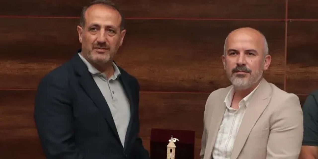 Bayburt’ta Dede Korkut Şiir Yarışması’nda şairler ödüllendi!