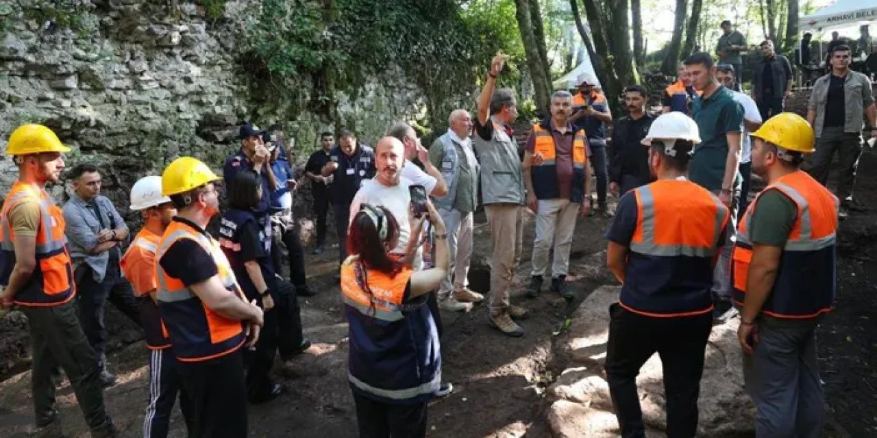 Artvin Valisi Ergün’den kazı çalışmalarına inceleme