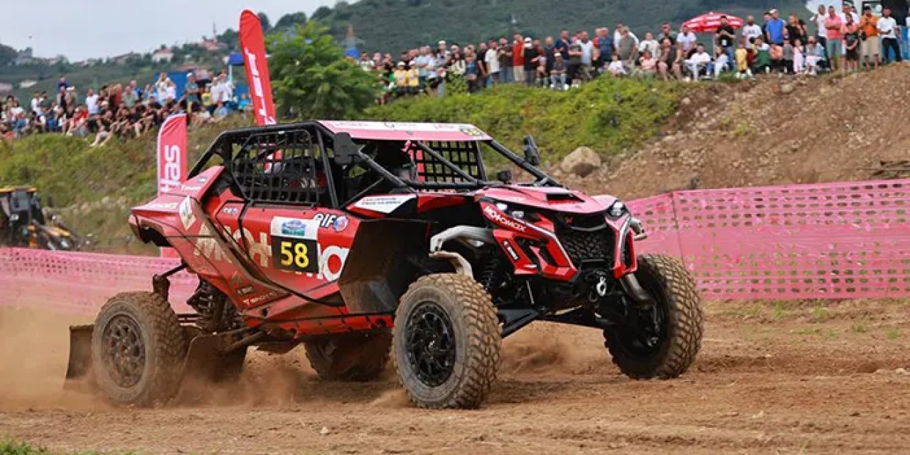 Giresun'da nefes kesen araba yarışı!